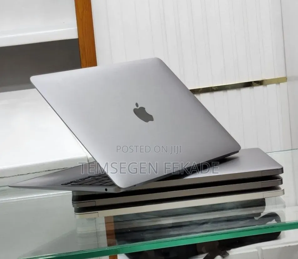 New Laptop Apple MacBook Air 2020 M1 8GB Apple M1 SSD 256GB