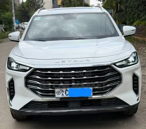 Jetour X70 Plus 2023 White