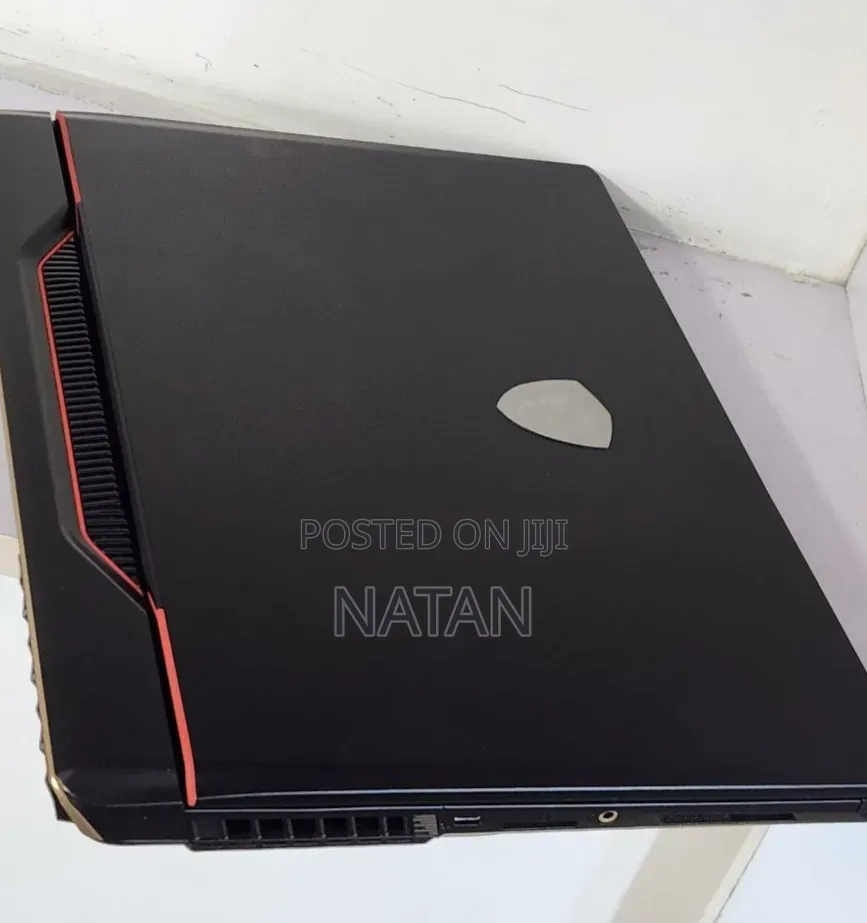 New Laptop MSI GE66 Raider 10SGS 32GB Intel Core i9 SSD 1T