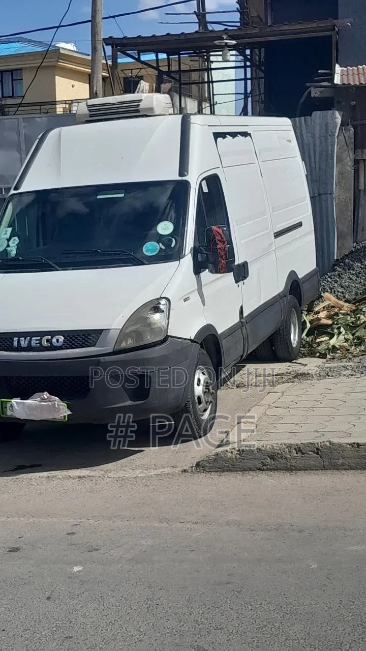 Iveco EuroRider 2010 White
