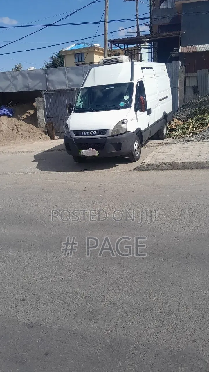 Iveco EuroRider 2010 White