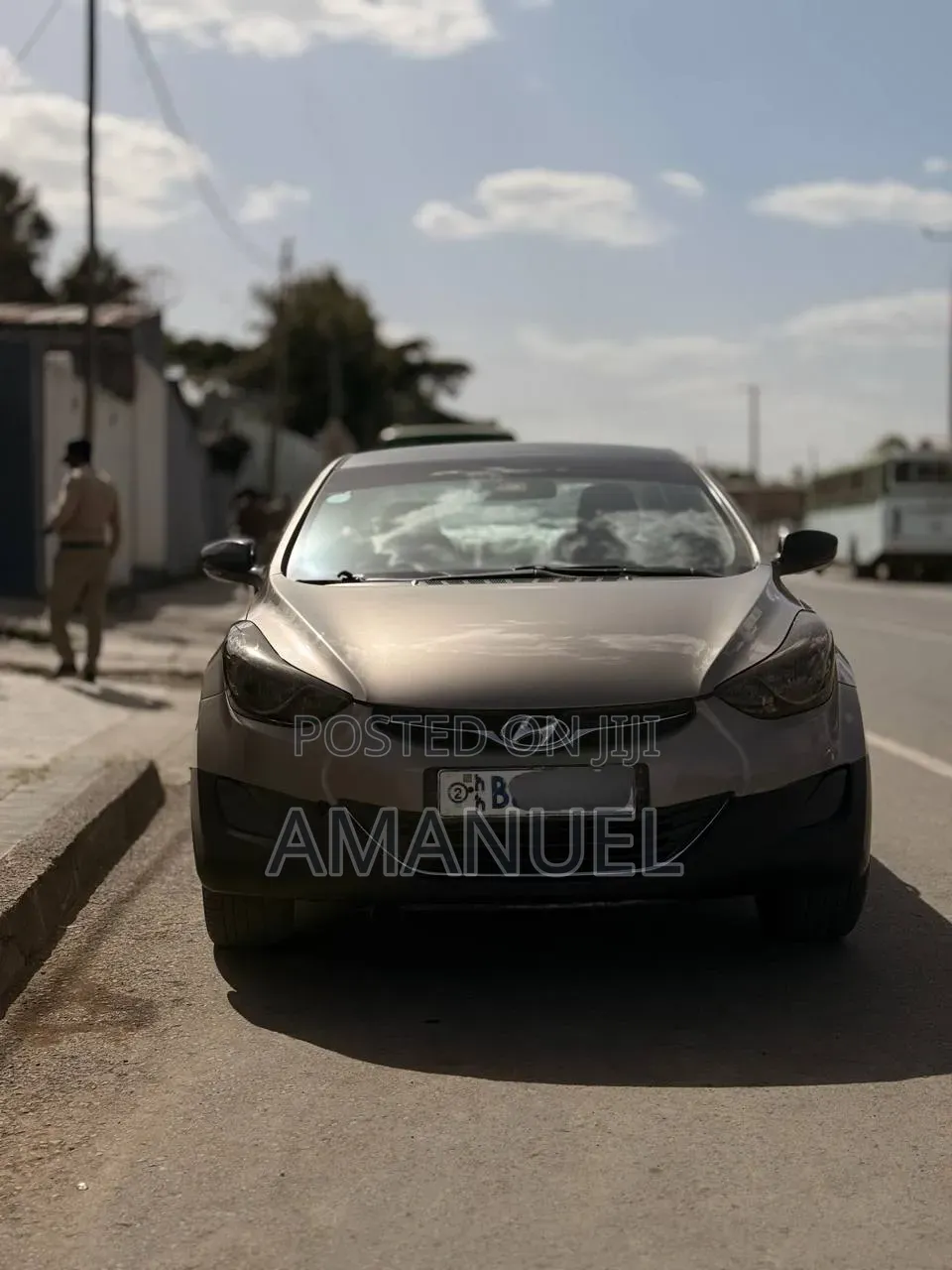 Hyundai Elantra 2012 Brown