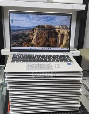 New Laptop HP EliteBook 840 G8 16GB Intel Core i7 SSD 512GB
