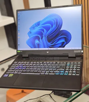 New Laptop Acer Predator Helios 300 16GB Intel Core i9 SSD 1T