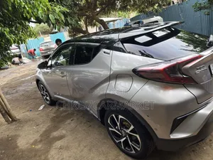 Toyota C-HR 2017 Silver