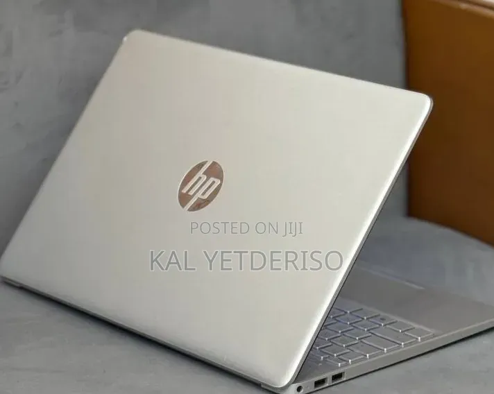 New Laptop HP Stream Notebook 8GB Intel Core i7 SSD 512GB