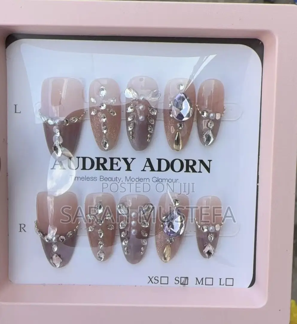 Cute Nails Without the Salon Price