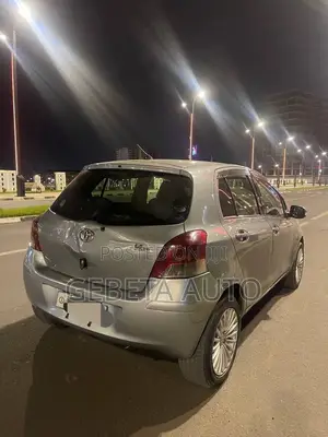 Toyota Yaris 2010