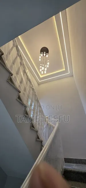 Furnished 8bdrm House in ሀያት, Bole for sale