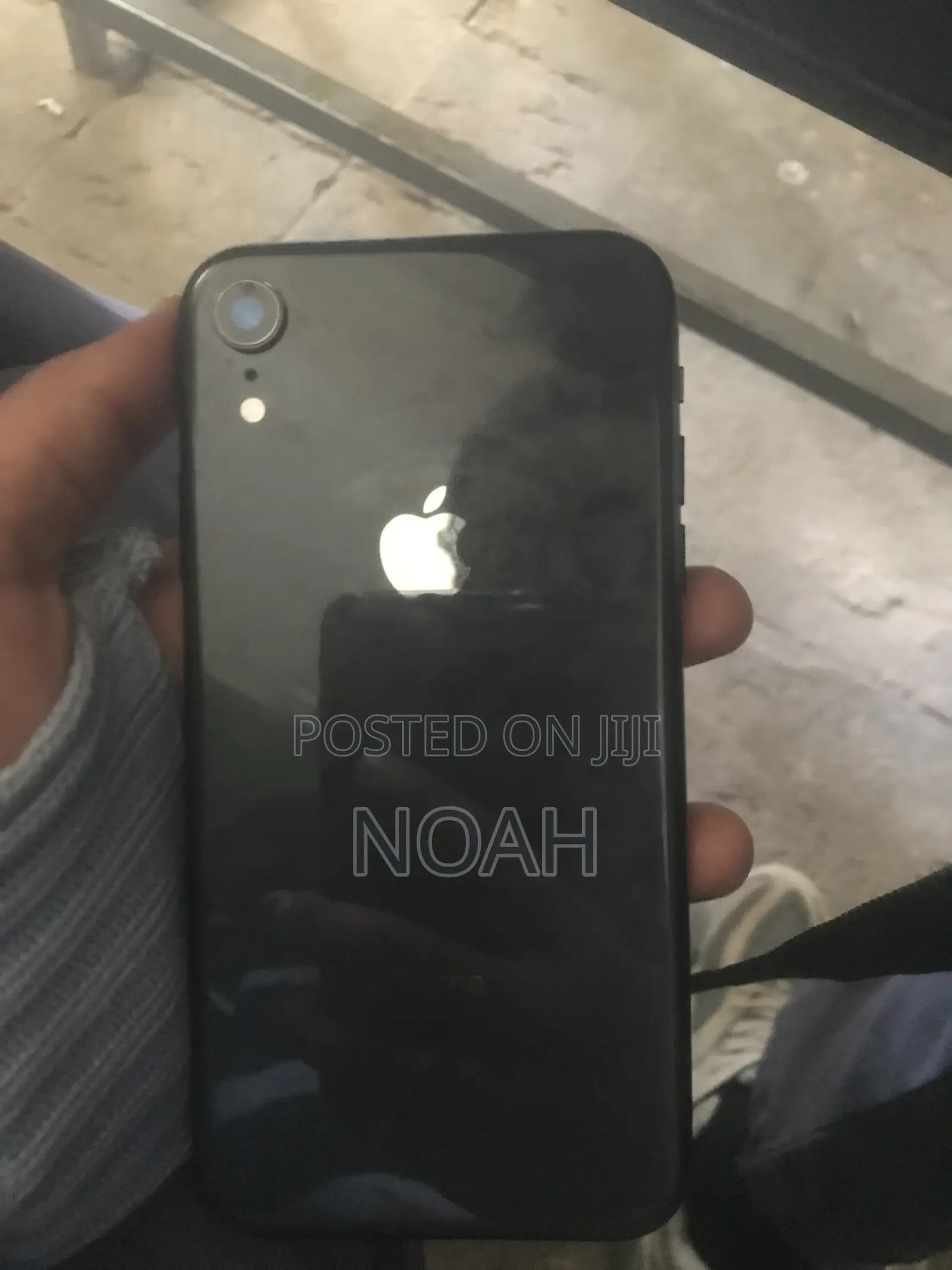 Apple iPhone XR 64 GB Black