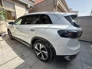 Volkswagen ID.6 2023 White