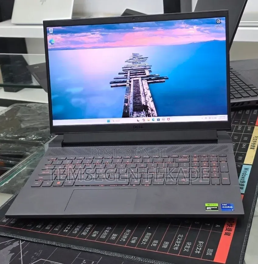 New Laptop Dell G15 5535 16GB Intel Core i7 SSD 1T
