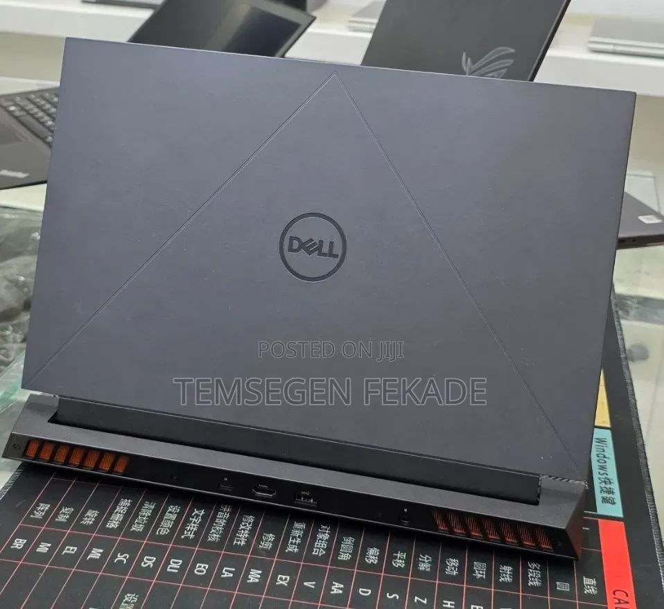 New Laptop Dell G15 5535 16GB Intel Core i7 SSD 1T