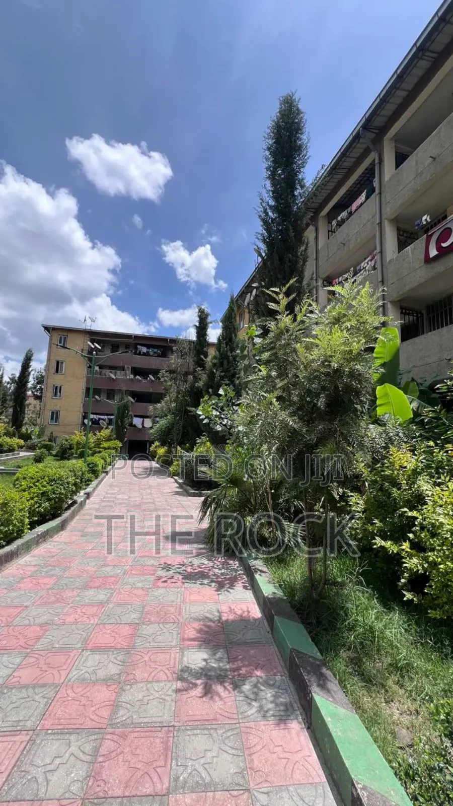 1bdrm Condo in Condo, Yeka for sale