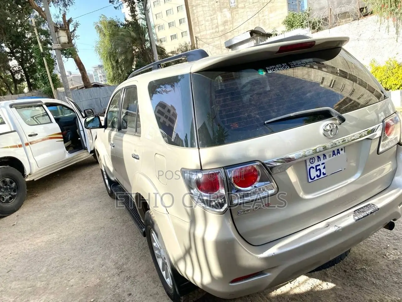 Toyota Fortuner 2012 Silver