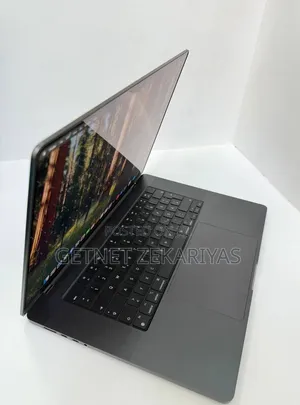 New Apple MacBook Pro 2023 M3 Pro 16-inch 18GB Apple M3 SSD 512GB