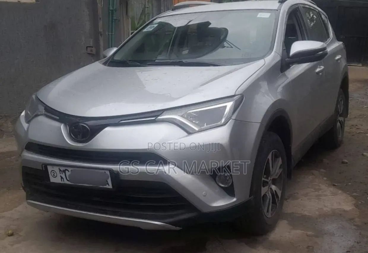 Toyota RAV4 2016 Silver