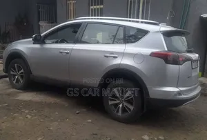 Toyota RAV4 2016 Silver