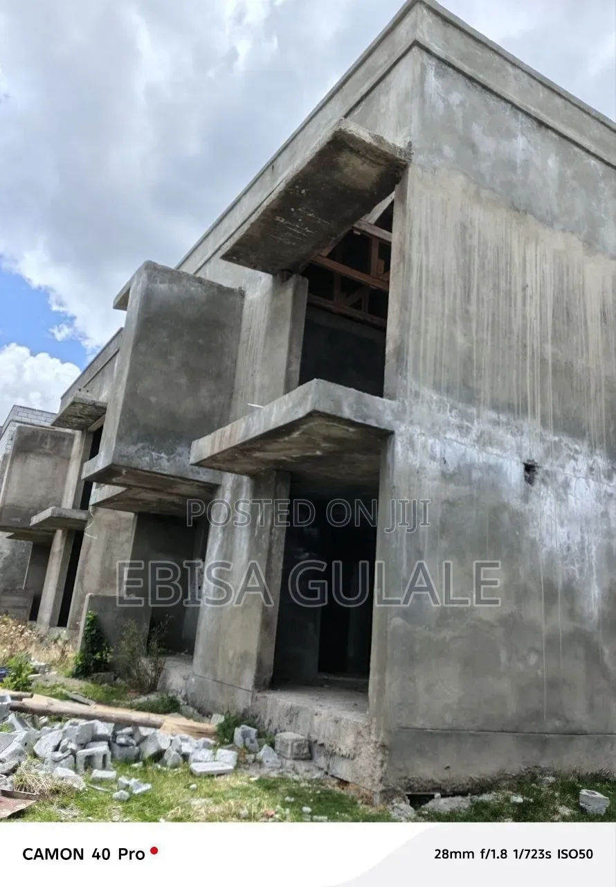 6bdrm Farm House in Ccd Real State, Oromia-Finfinne for sale
