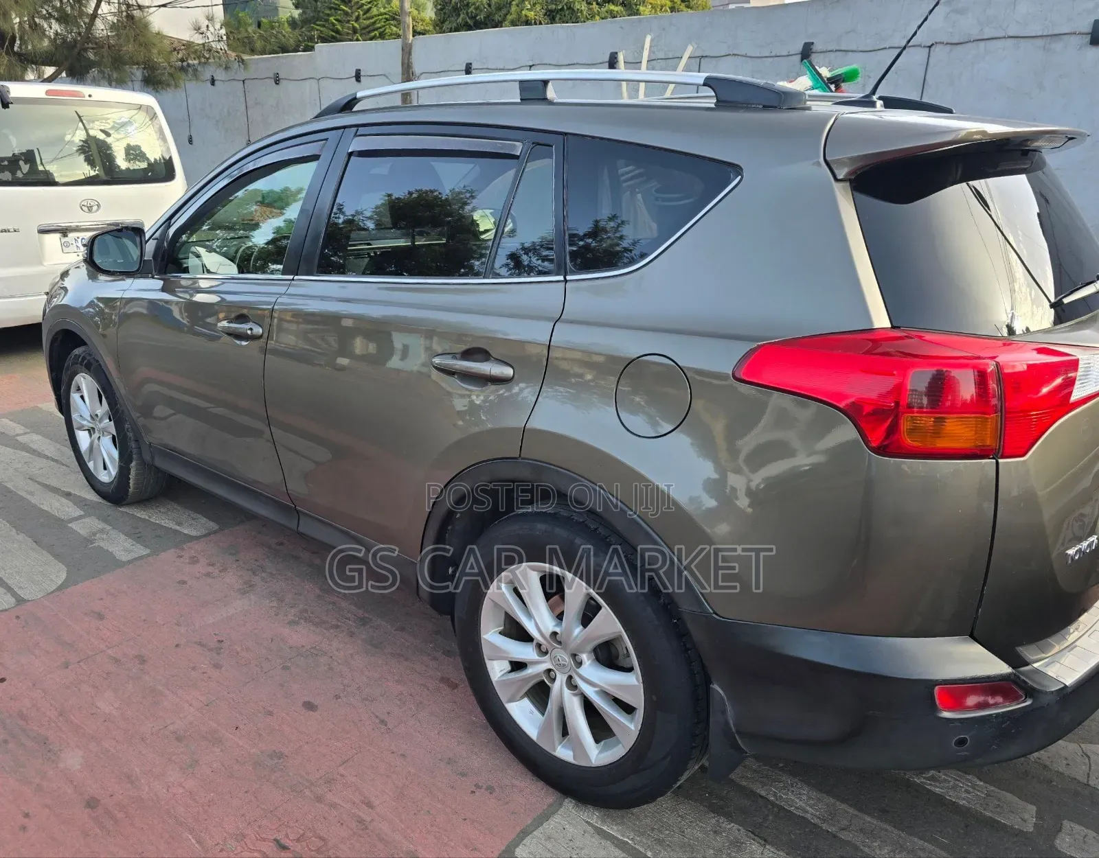 Toyota RAV4 2015 Gray