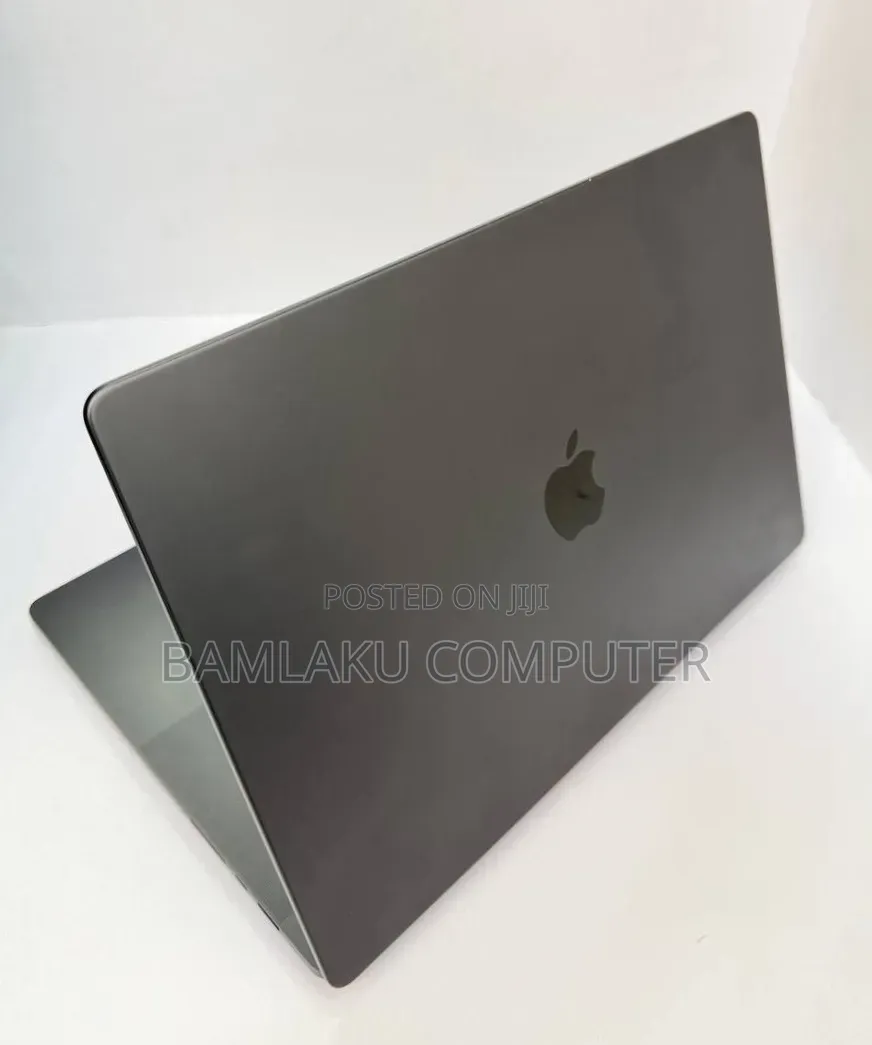 New Apple MacBook Pro 2023 M3 Pro 16-inch 18GB Apple M3 Pro SSD 512GB