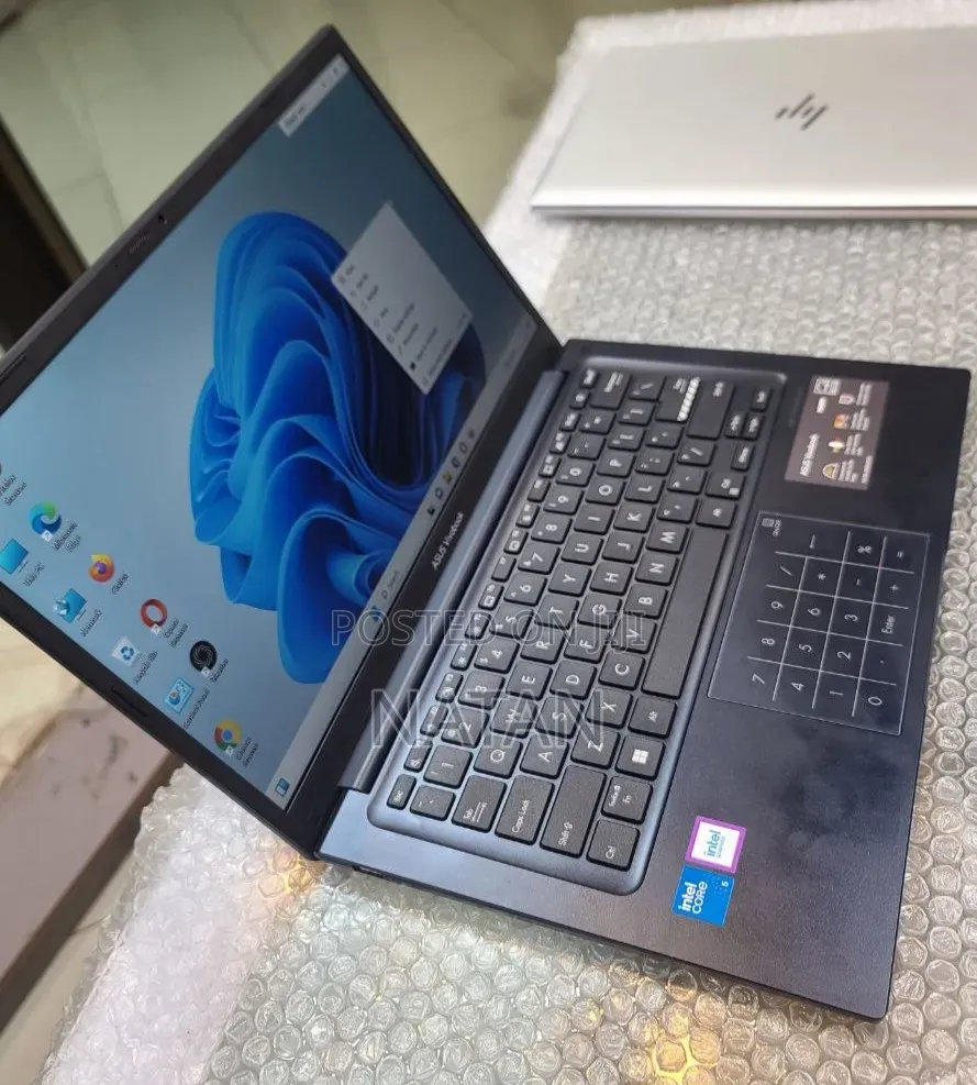 New Laptop Asus VivoBook 15 X505BA 16GB Intel Core i5 SSD 512GB