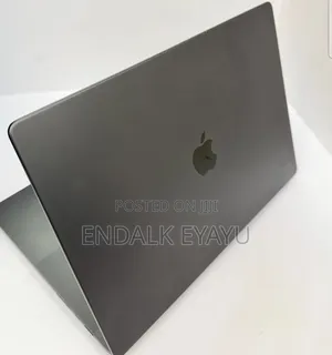 New Laptop Apple MacBook Pro 18GB Apple M3 Pro SSD 512GB