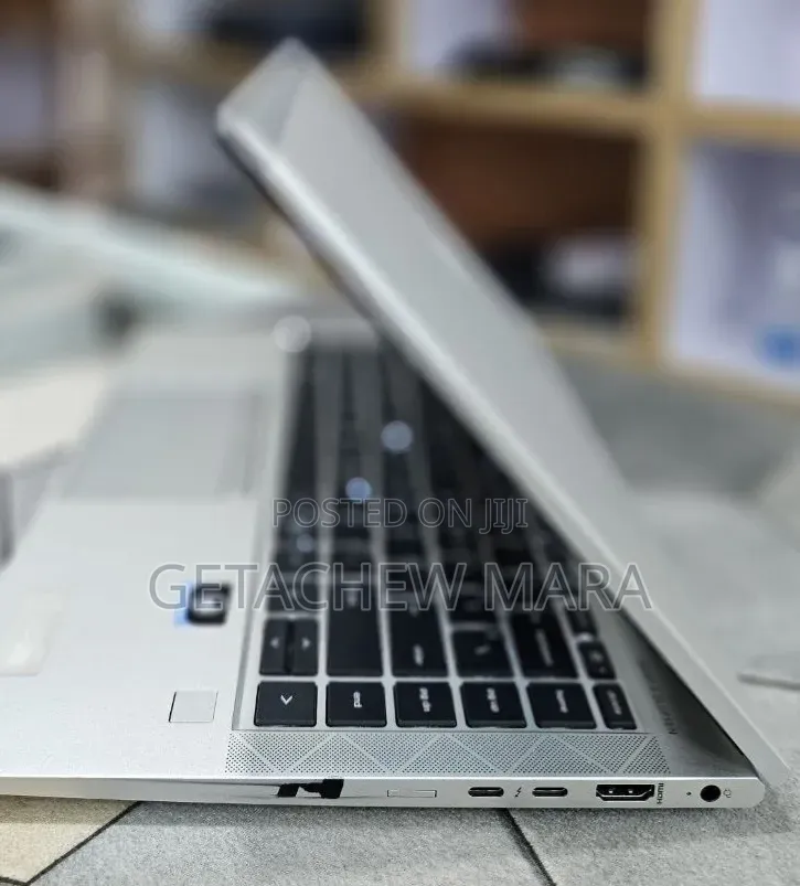 New Laptop HP EliteBook 840 G8 16GB Intel Core i7 SSD 512GB