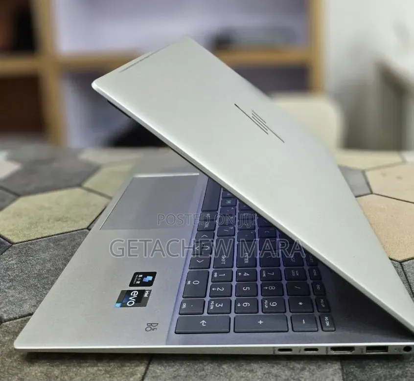 New Laptop HP Pavilion 15 16GB Intel Core i7 SSD 1T
