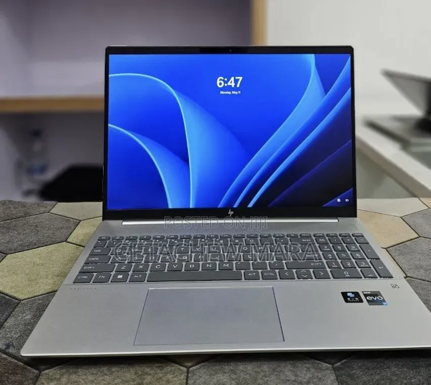 New Laptop HP Pavilion 15 16GB Intel Core i7 SSD 1T
