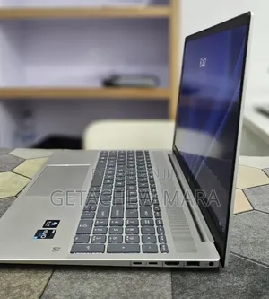 New Laptop HP EliteBook 840 G5 16GB AMD Ryzen 5 SSD 512GB