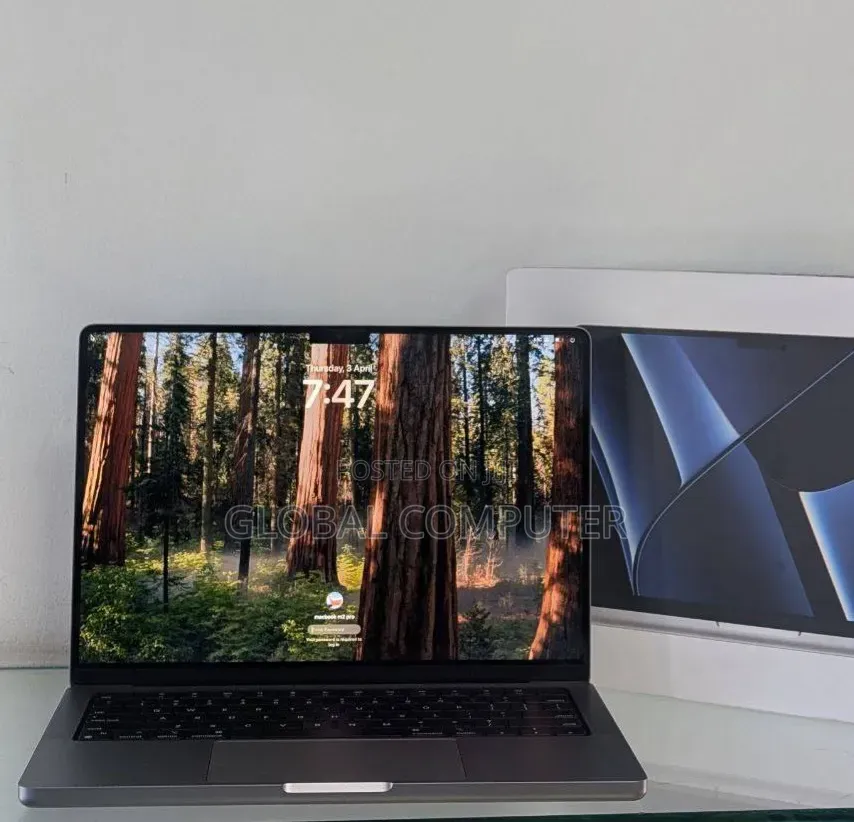 New Laptop Apple MacBook Pro 2023 M2 16GB Apple M2 SSD 512GB