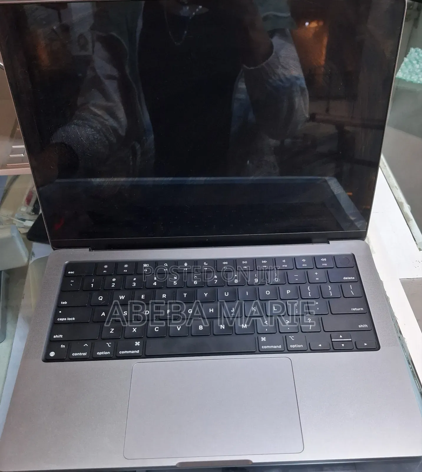 New Laptop Apple MacBook Pro M1 32GB Apple M1 Max SSD 1T