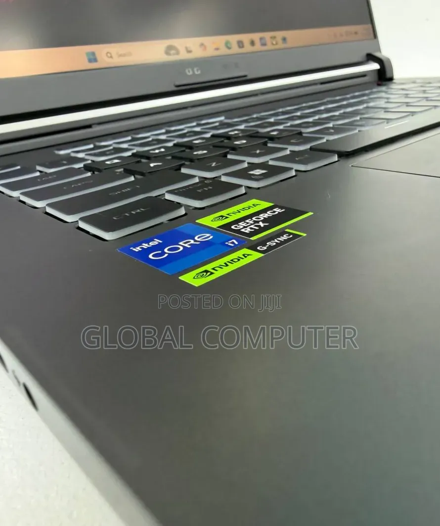 New Laptop Asus ROG Strix G15 16GB Intel Core i7 SSD 1T