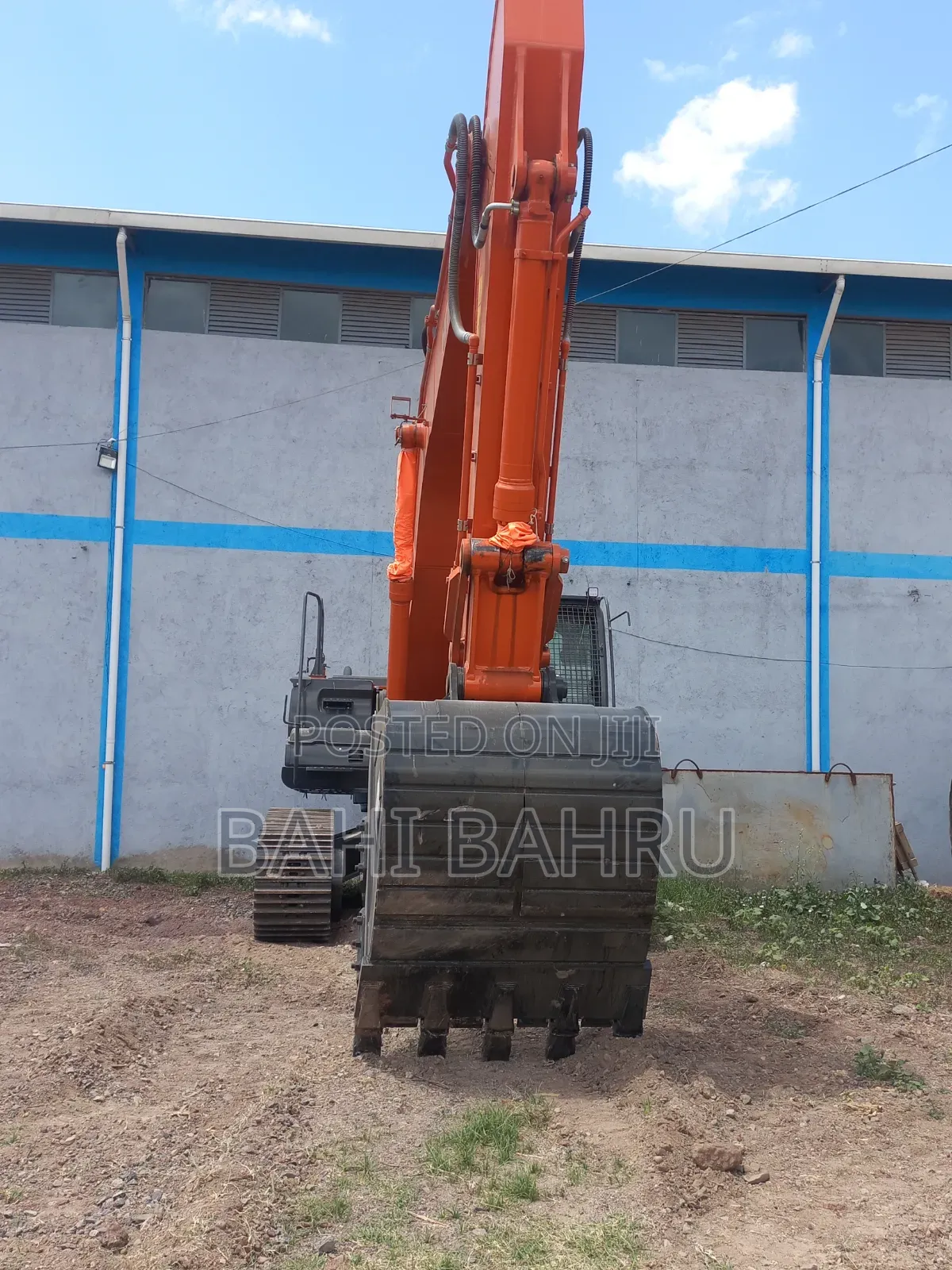 Hitachi 2026 Excavator for Sale Cash/Bank