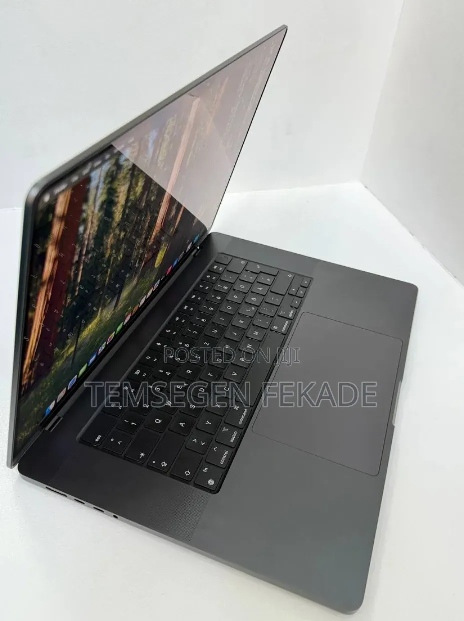 New Apple MacBook Pro 2023 M3 Max 16-inch 18GB Apple M3 Pro SSD 512GB