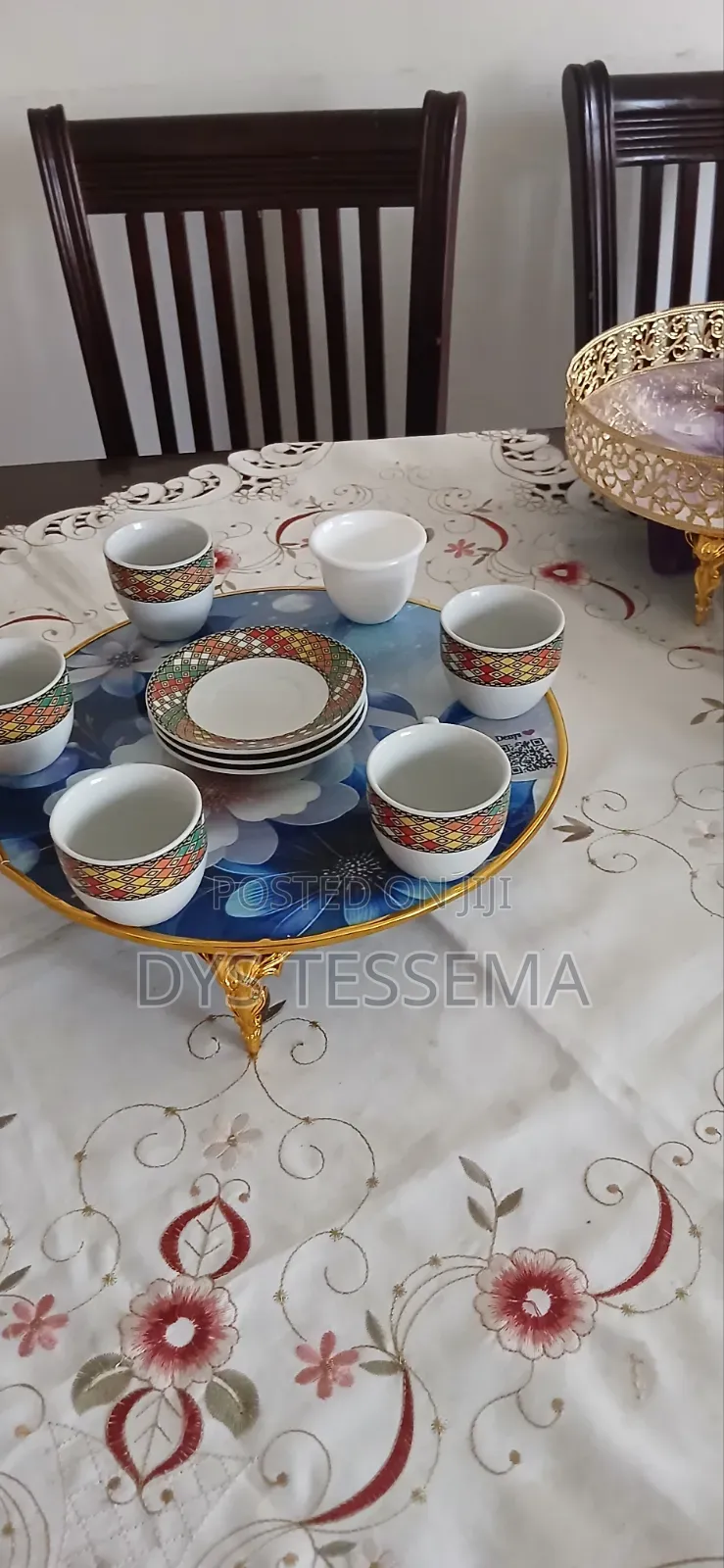 ለ ረከቦትና ሰርቪስ የሚያገለግሉ እቃዎች