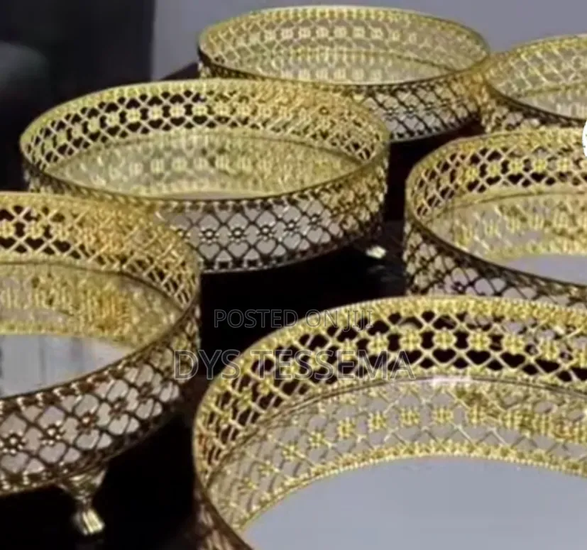 ለ ረከቦትና ሰርቪስ የሚያገለግሉ እቃዎች
