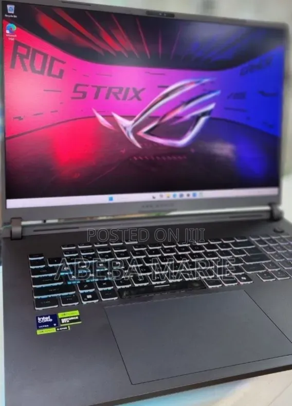 New Laptop Asus ROG Strix G17 32GB AMD Ryzen 9 SSD 2T