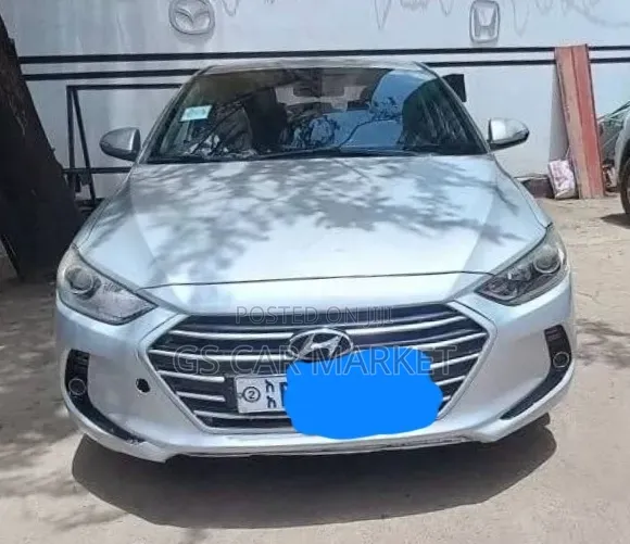 Hyundai Avante 2017 Silver