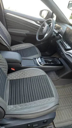 Volkswagen ID.4 2022 Gray