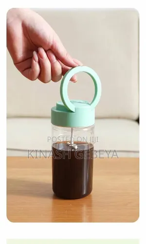 Portable Automatic Mixing Cup