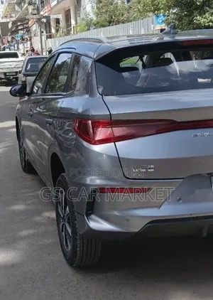 BYD E2 43 kWh 94 hp FWD 2024 Gray