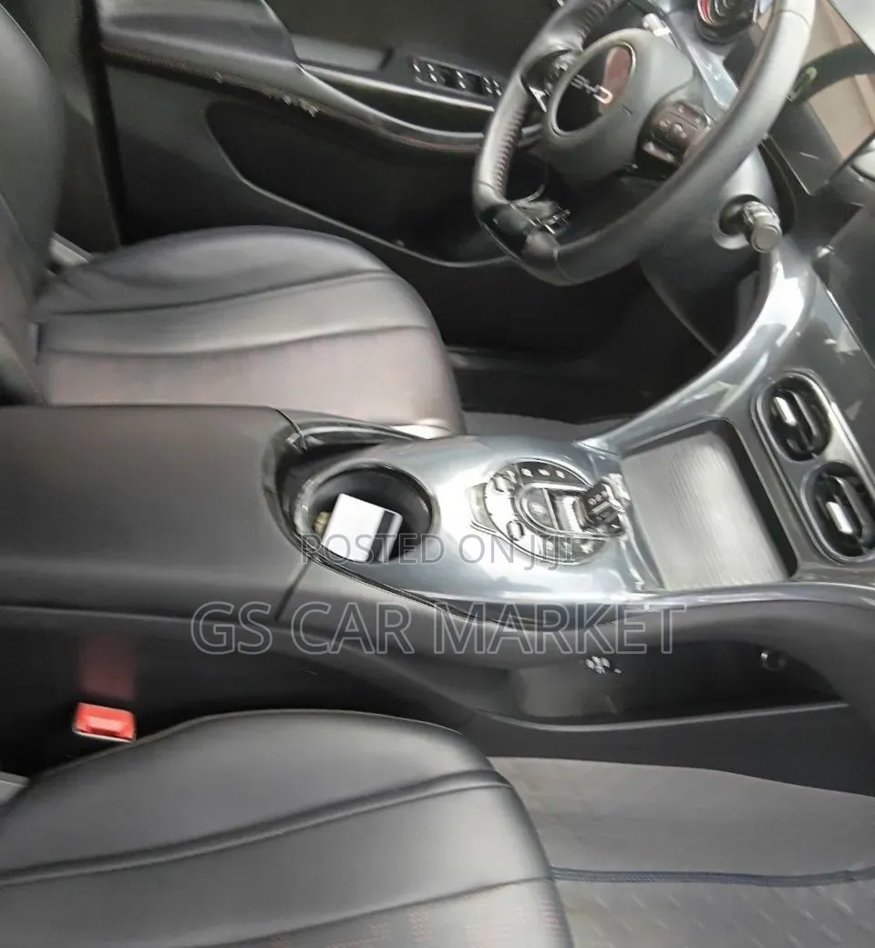 BYD E2 43 kWh 94 hp FWD 2024 Gray