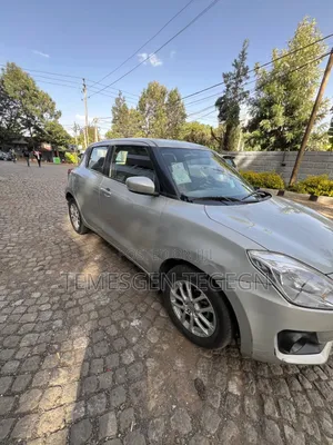 Suzuki Swift 2020 Silver