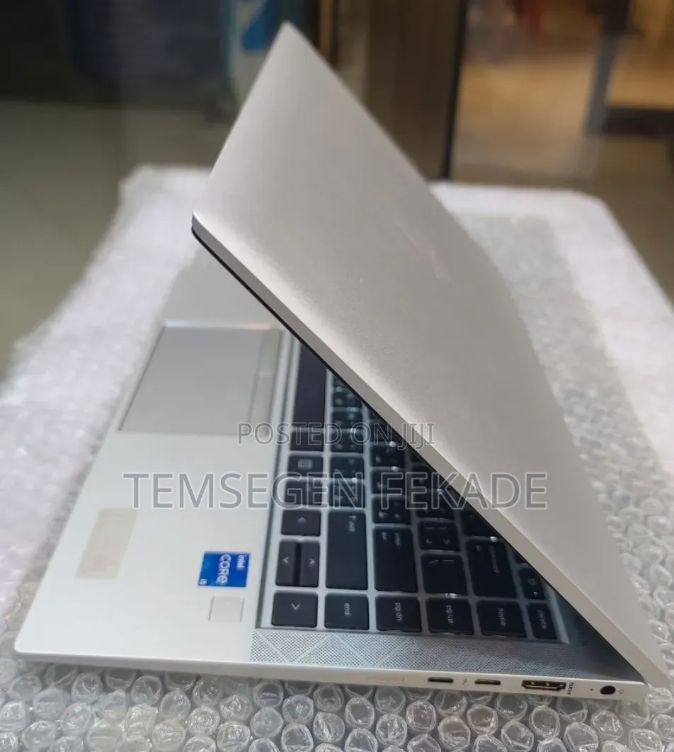 New Laptop HP EliteBook 840 G8 16GB Intel Core i5 SSD 512GB