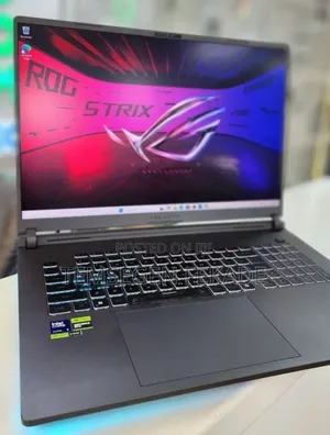 New Laptop Asus ROG Strix G17 32GB Intel Core Ultra 9 SSD 2T