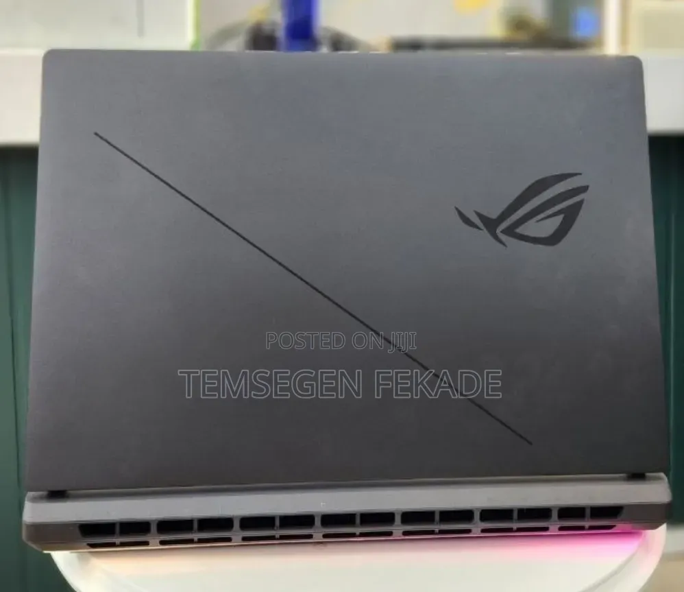 New Laptop Asus ROG Strix G17 32GB Intel Core Ultra 9 SSD 2T