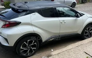 Toyota C-HR 2020 Ivory