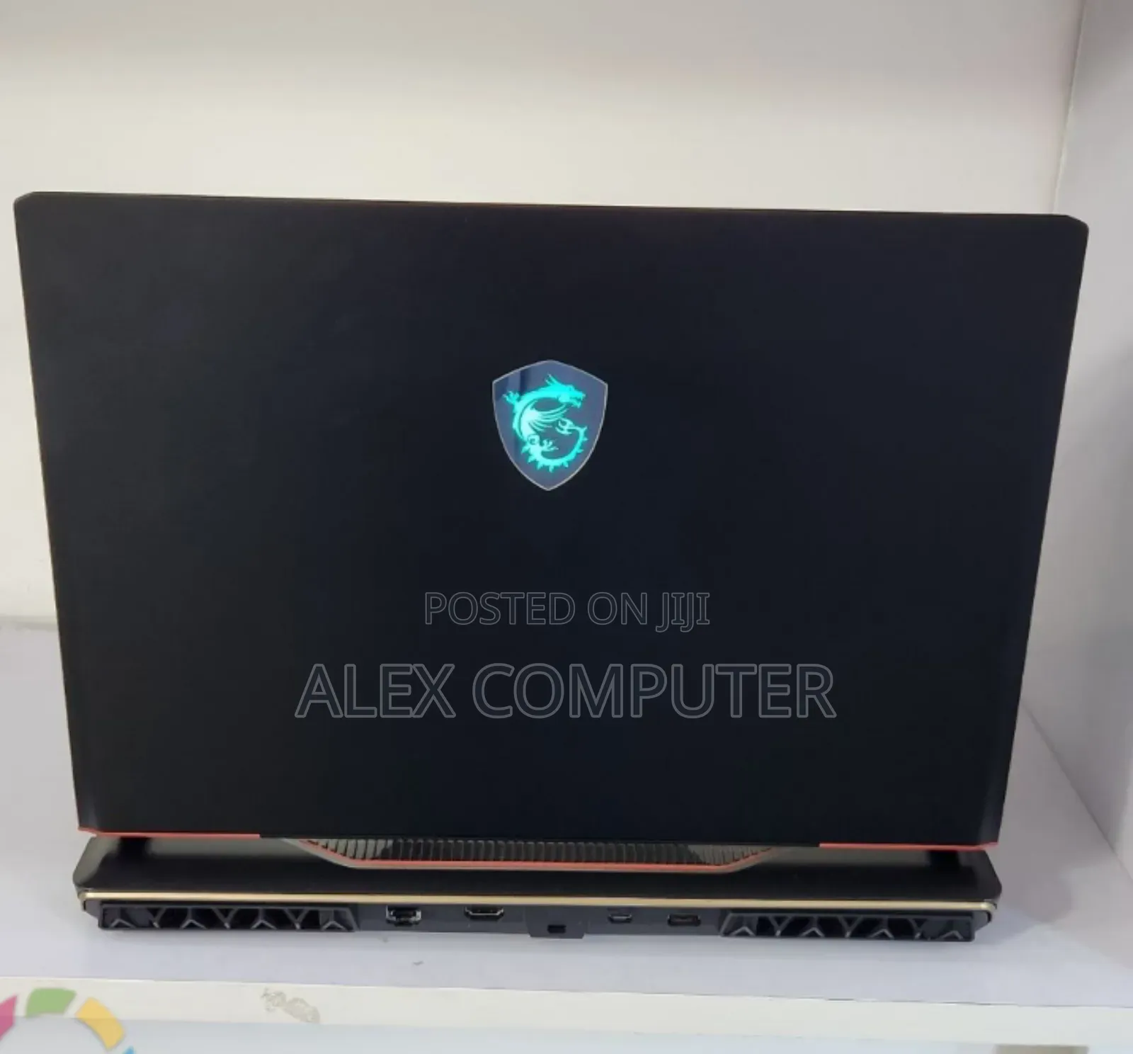 New Laptop MSI Raider GE68HX 13VI-202US 32GB Intel Core i9 SSD 1T